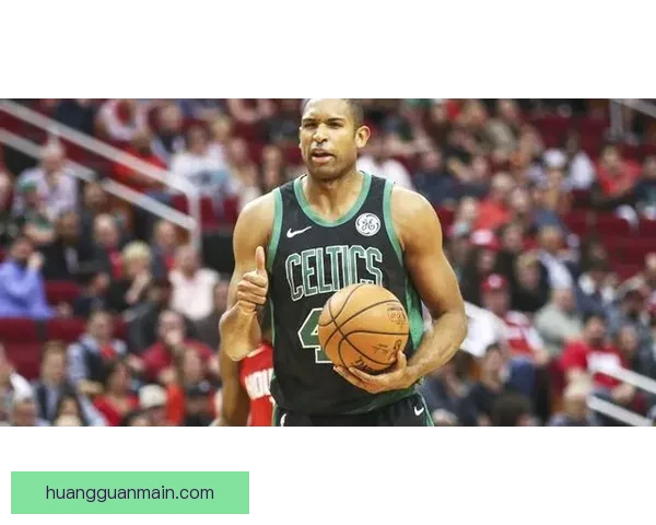 哈登谈防守重要性并分享客场找回状态的有趣历程